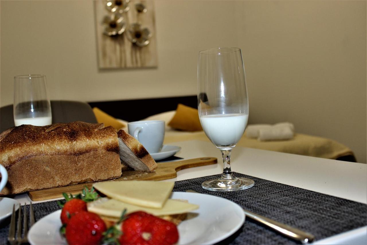 Marine Lux Apartments Pula Luaran gambar