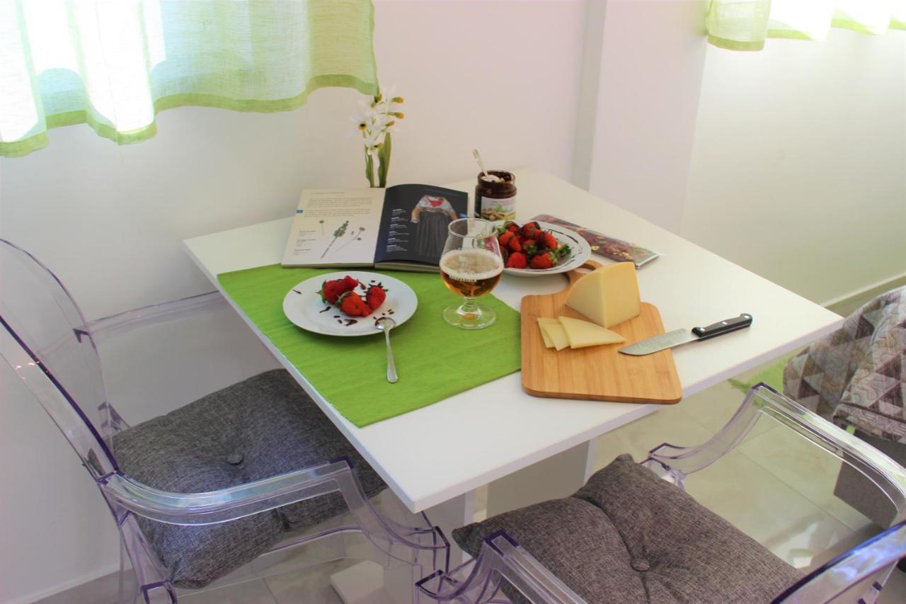 Marine Lux Apartments Pula Luaran gambar