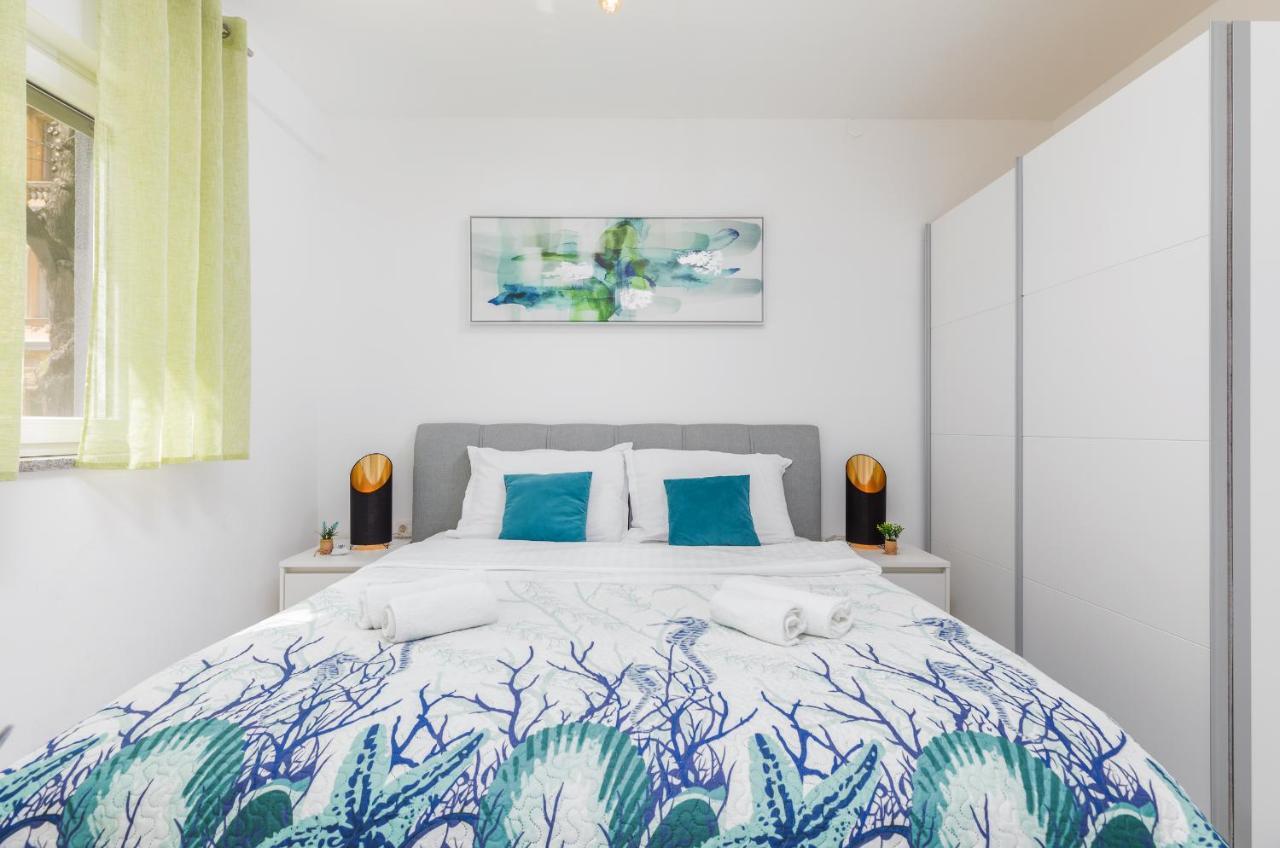 Marine Lux Apartments Pula Luaran gambar