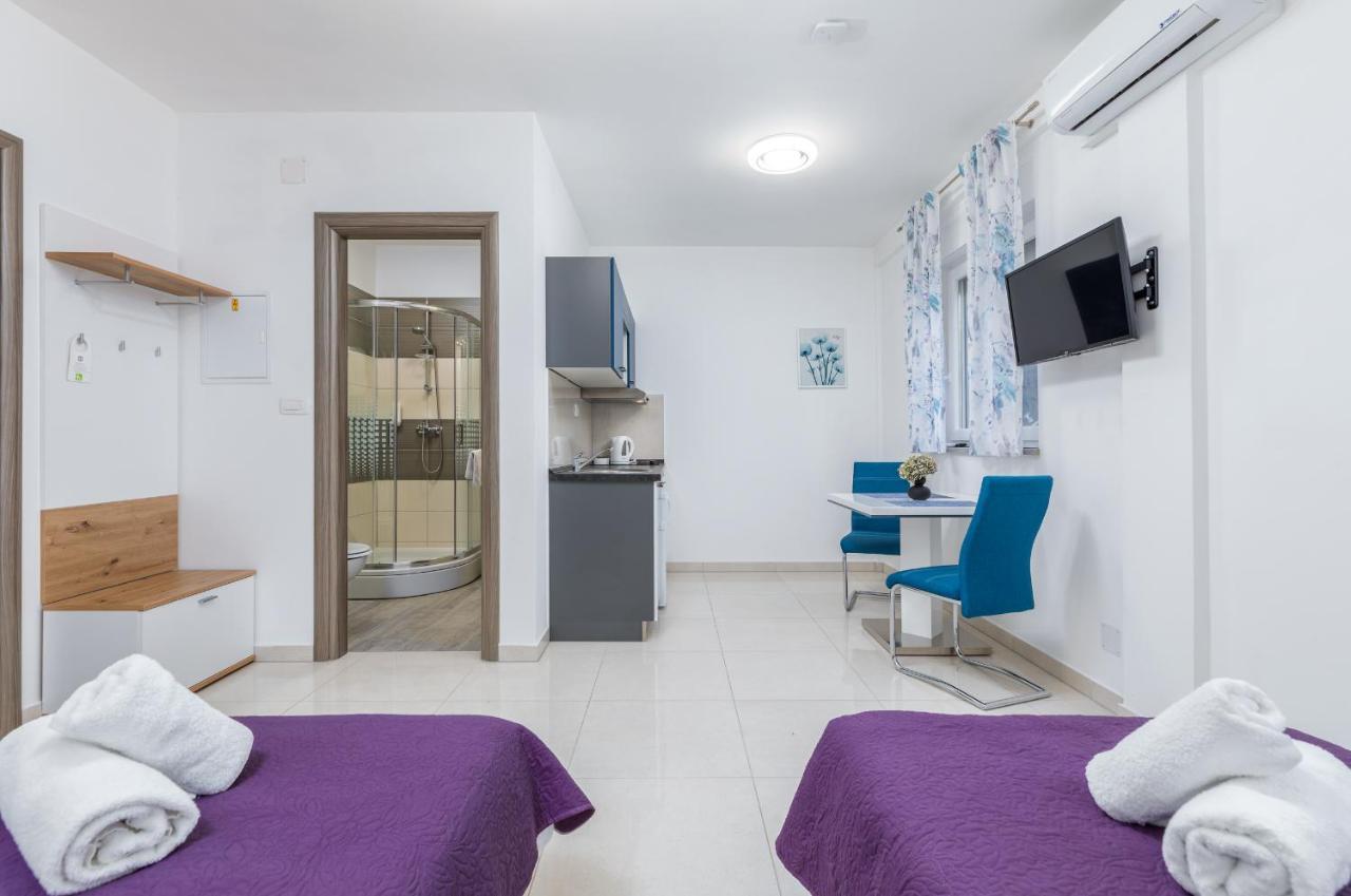 Marine Lux Apartments Pula Luaran gambar