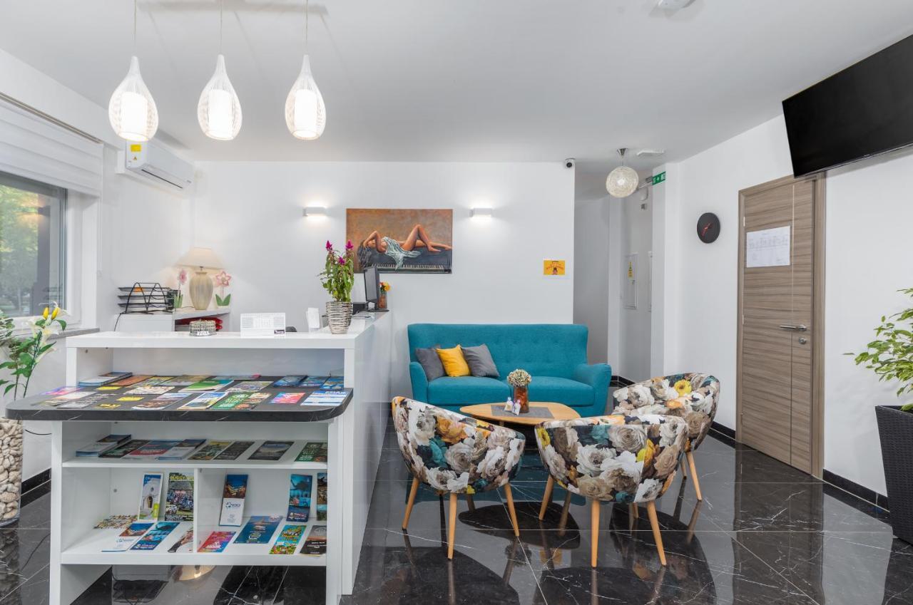 Marine Lux Apartments Pula Luaran gambar